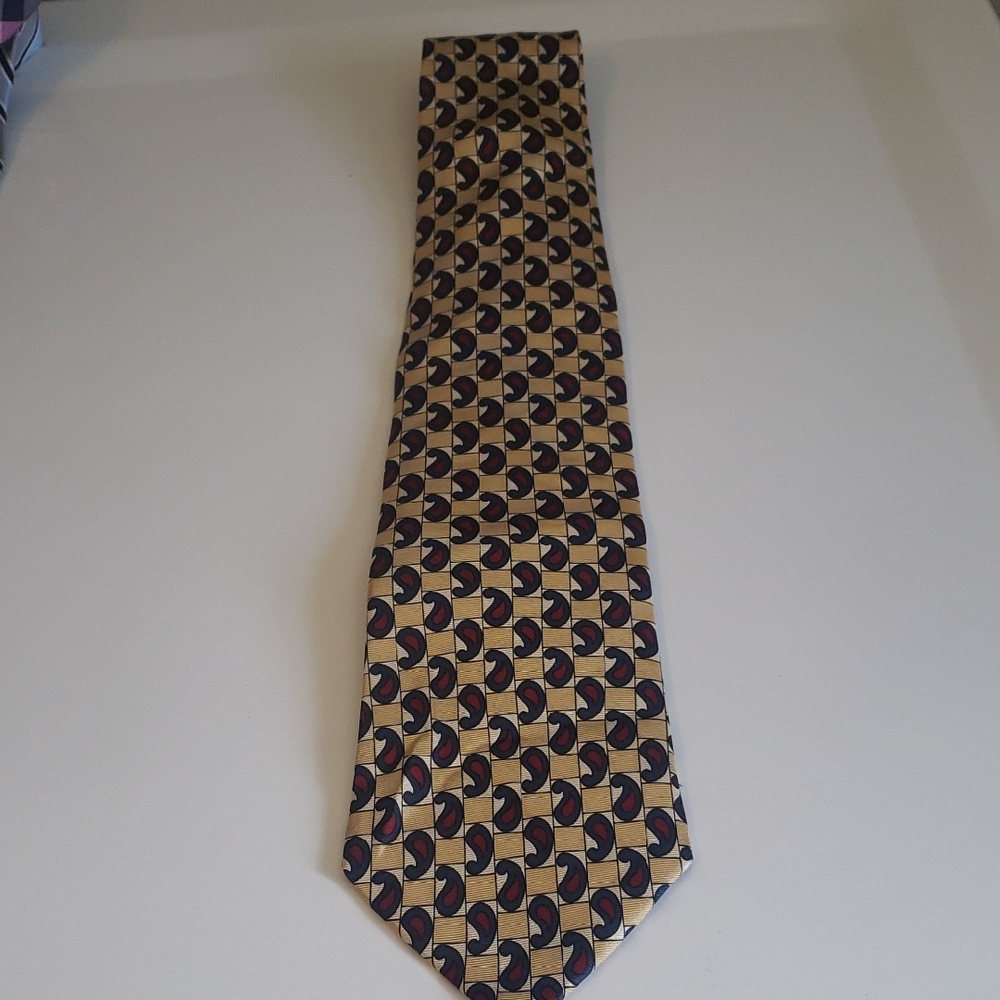 Brooks Brothers Gold and Black Geometric Tie